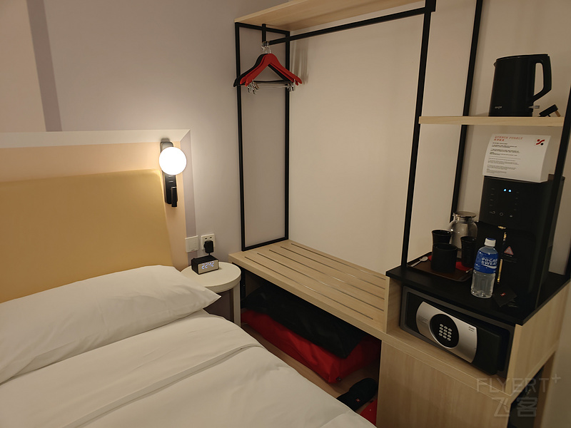 064438DEDmURATgoNP0qYD.jpg