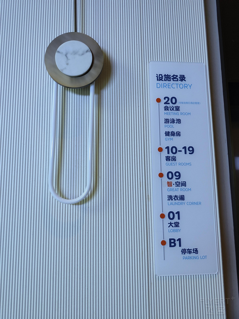 094556KG7JLxiHt5SU1VS9.jpg