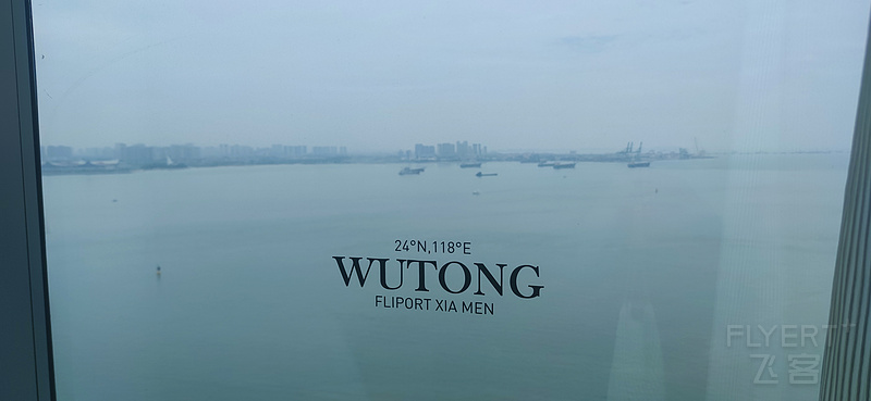 090634hD2XIU9zY2bM5XzK.jpg
