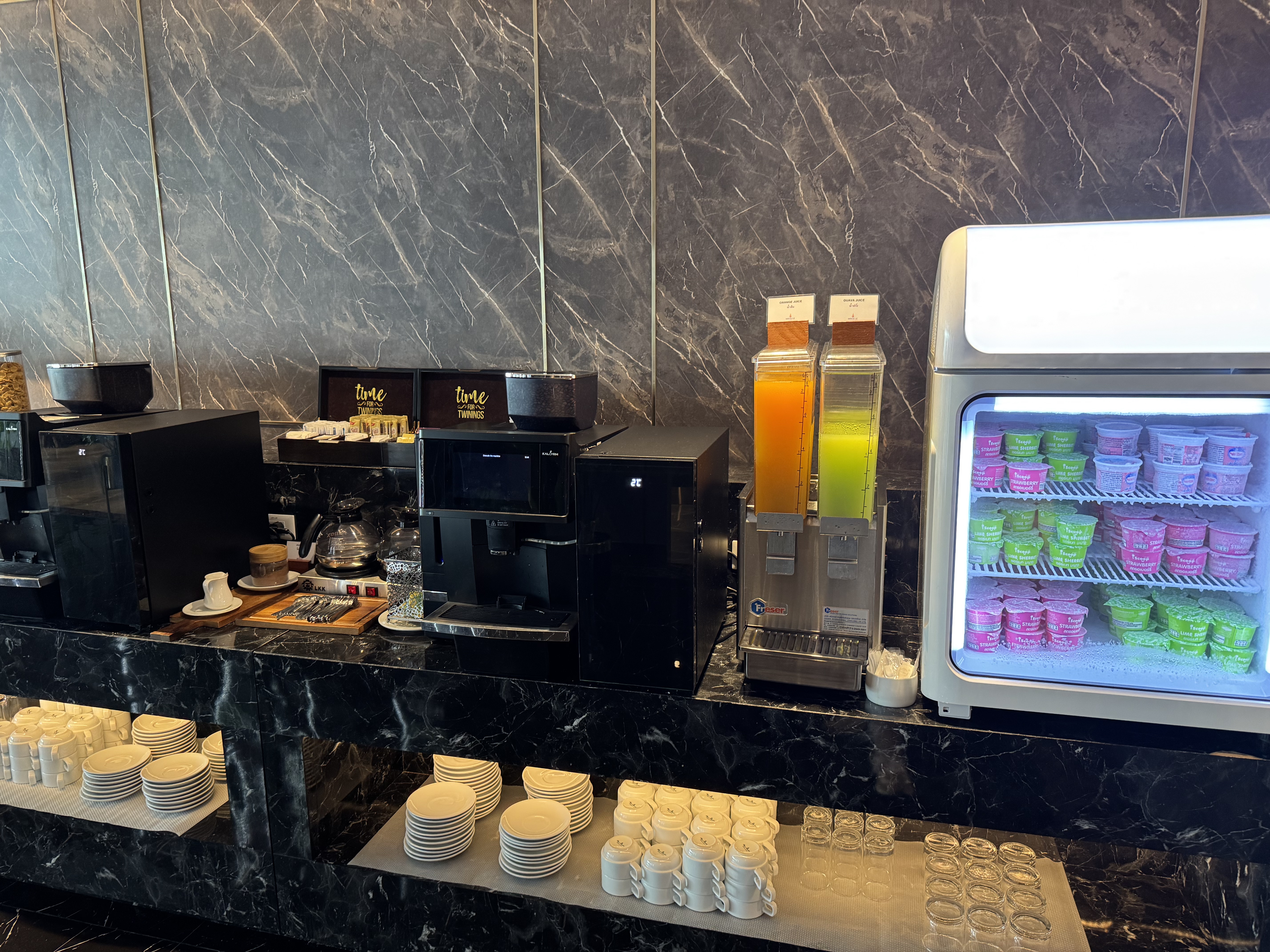 BKK Miracle First Lounge