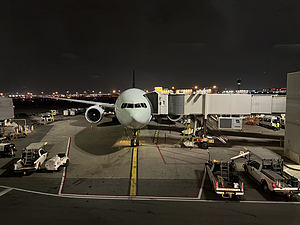 һСʱ鿨 AC420 YYZ-YUL Ӻ ׶- B777-300ERؿͺ