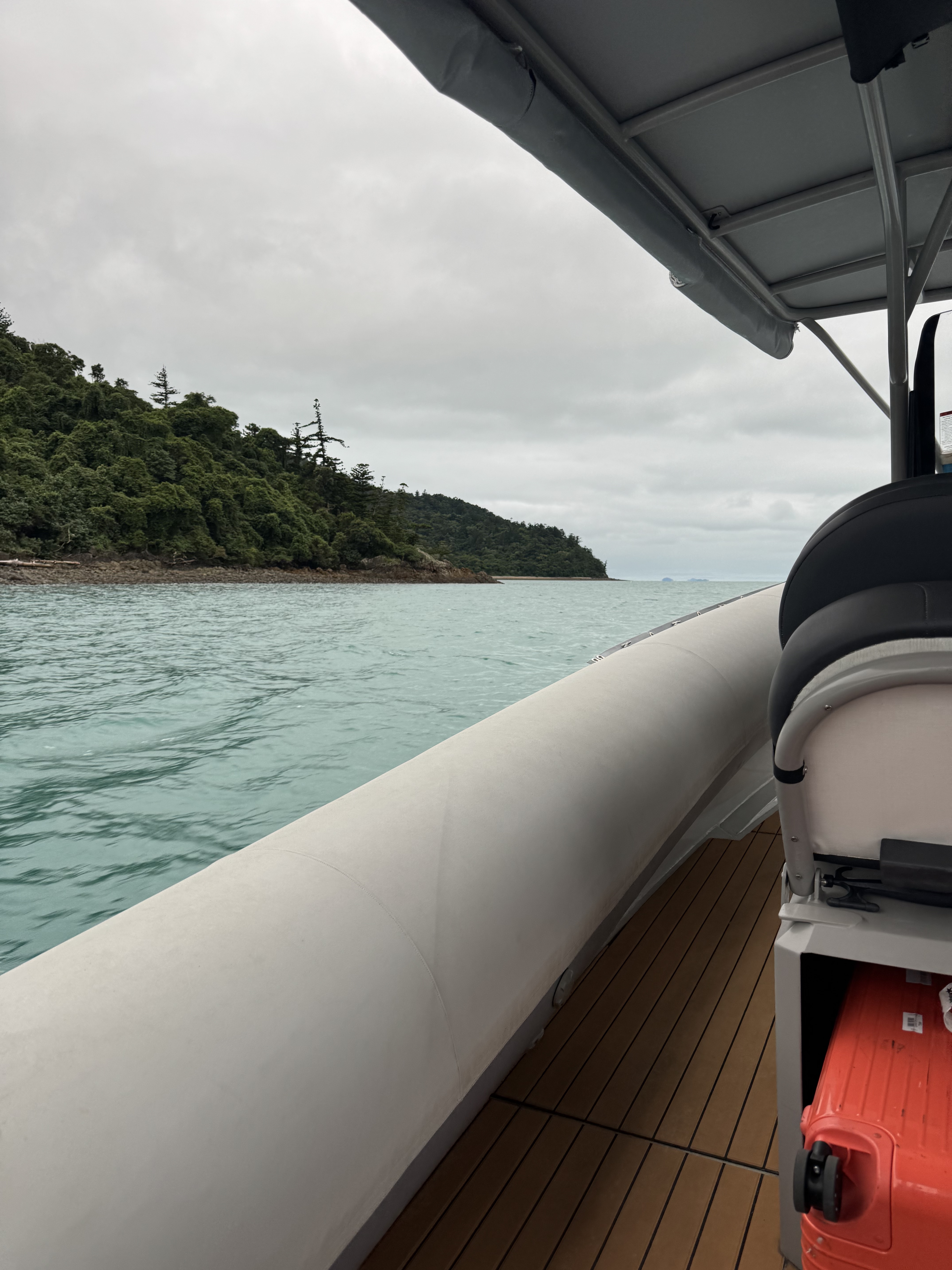 ʷ˹Ѳ - Elysian RetreatʥȺOceanfront villa w/ rainshower