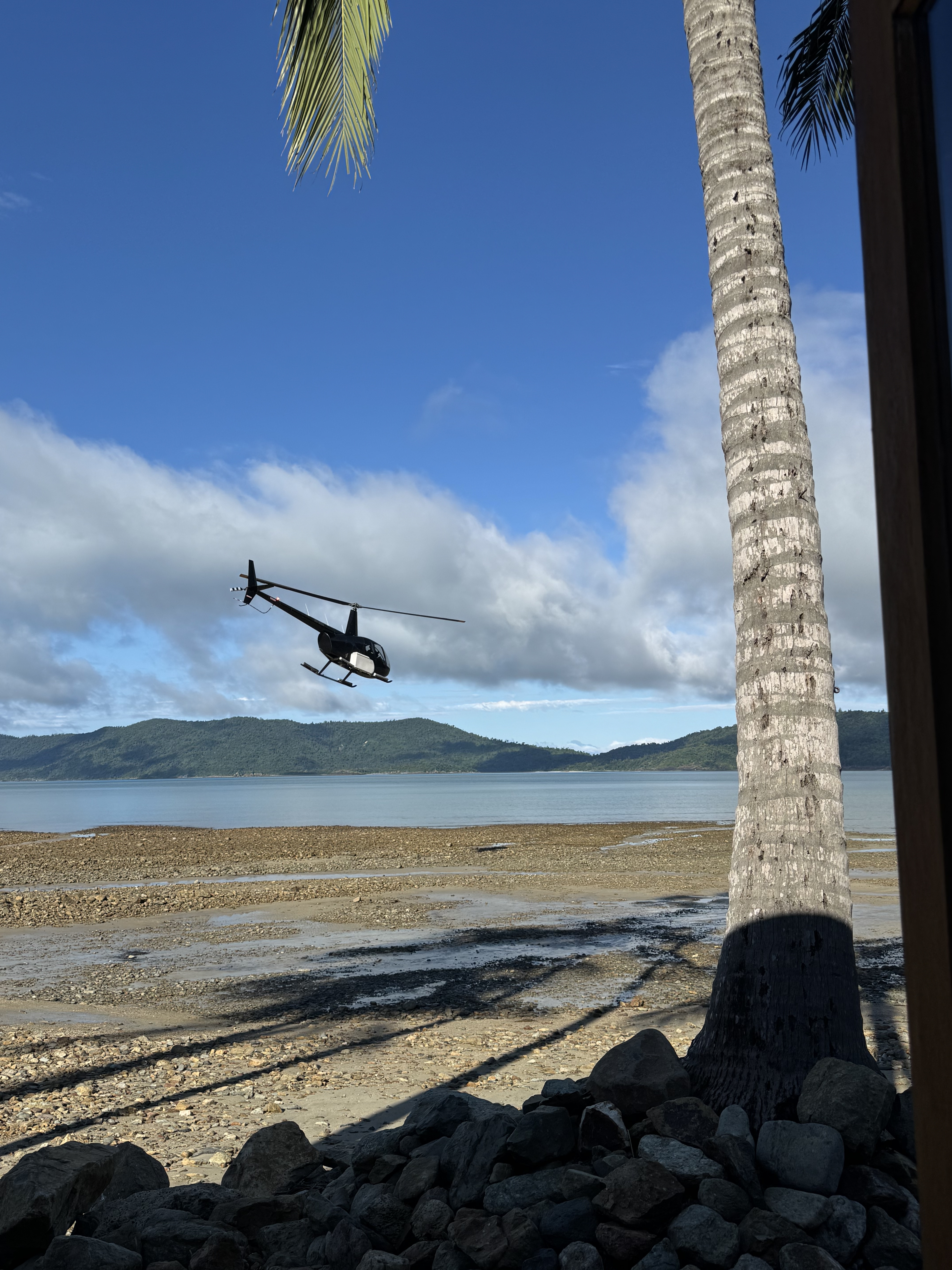 ʷ˹Ѳ - Elysian RetreatʥȺOceanfront villa w/ rainshower