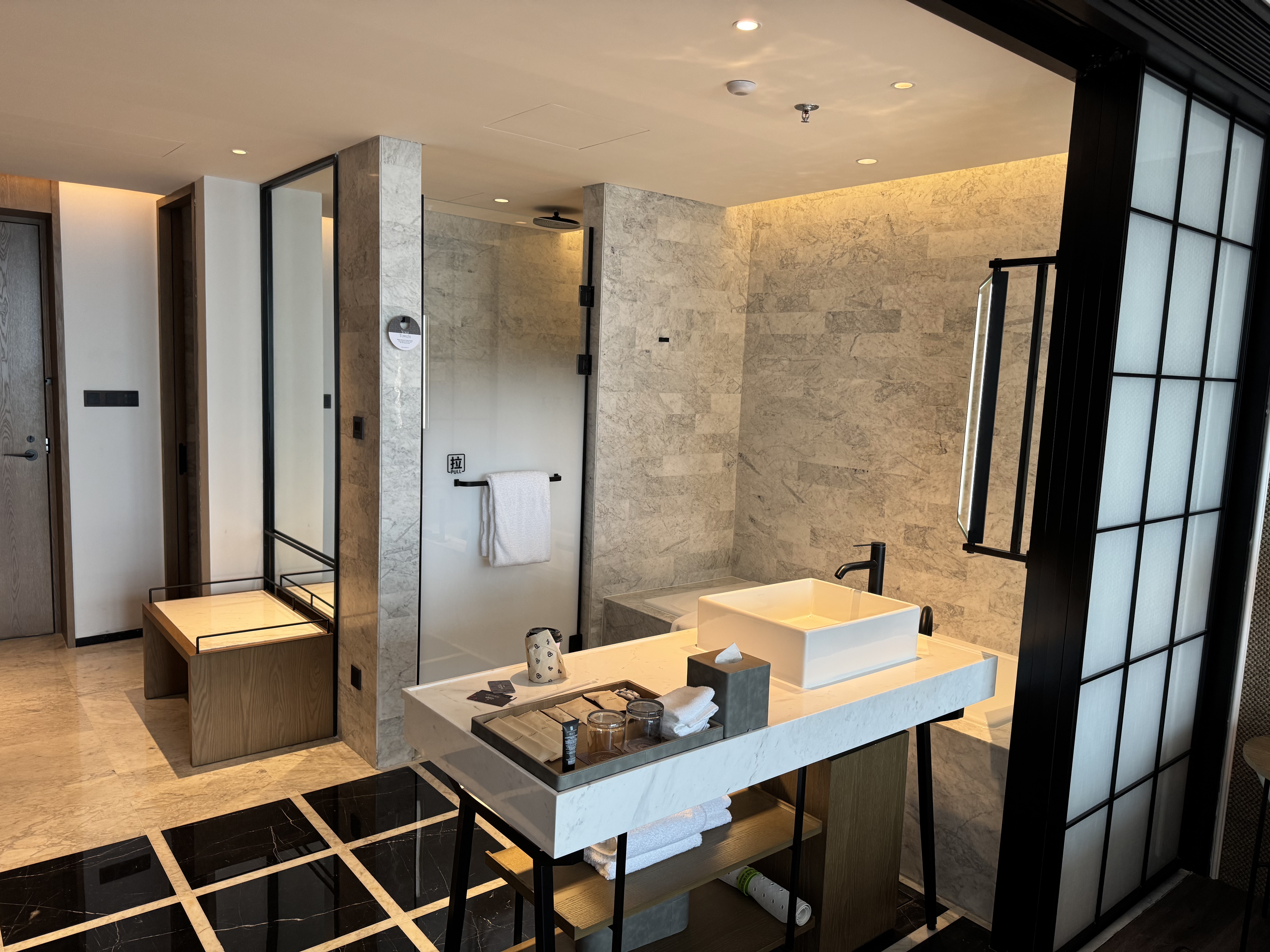 Sheraton Fuyang ϲ  ɽˮ