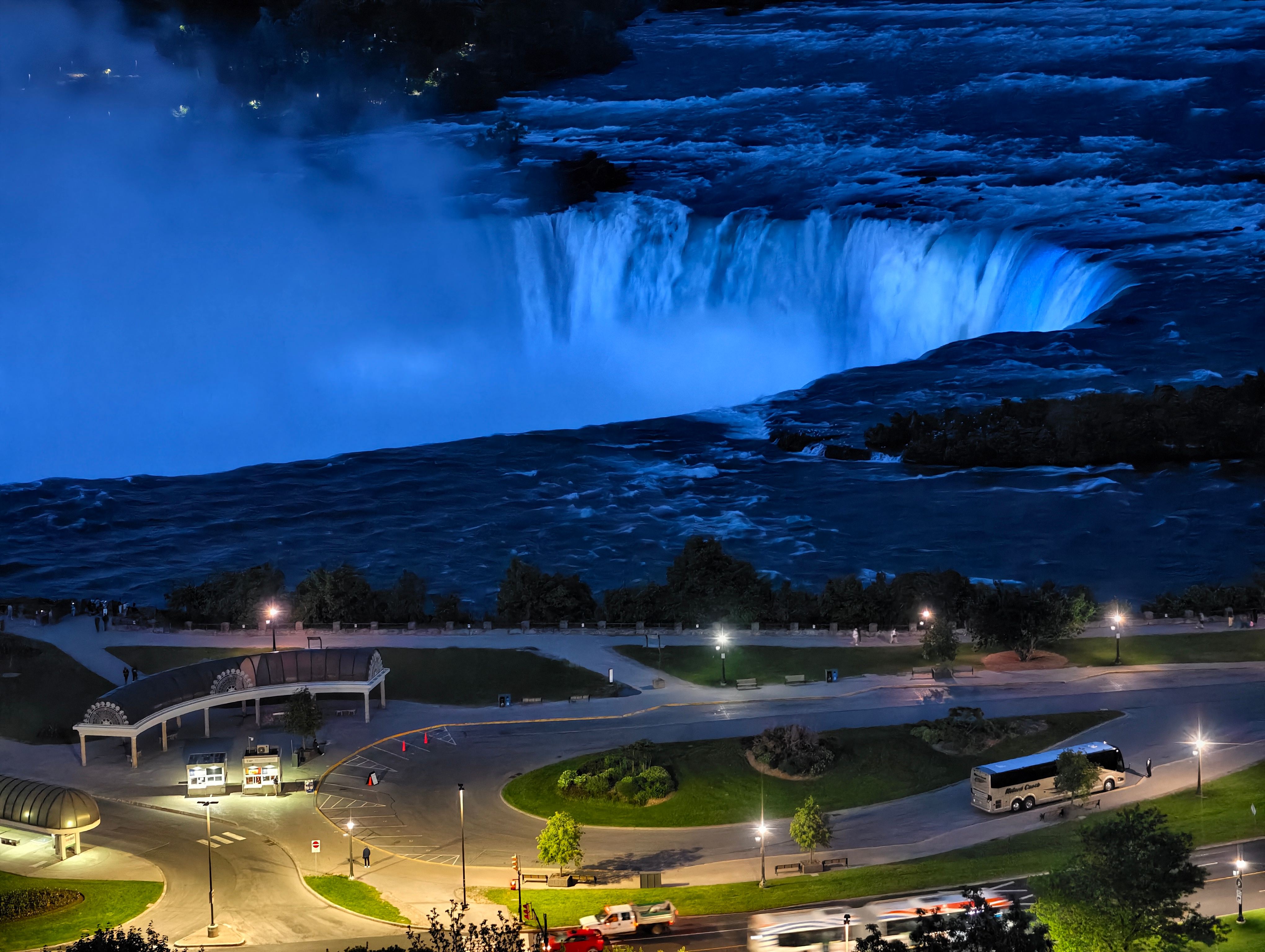 ô Niagara fallsٲ  on the fall