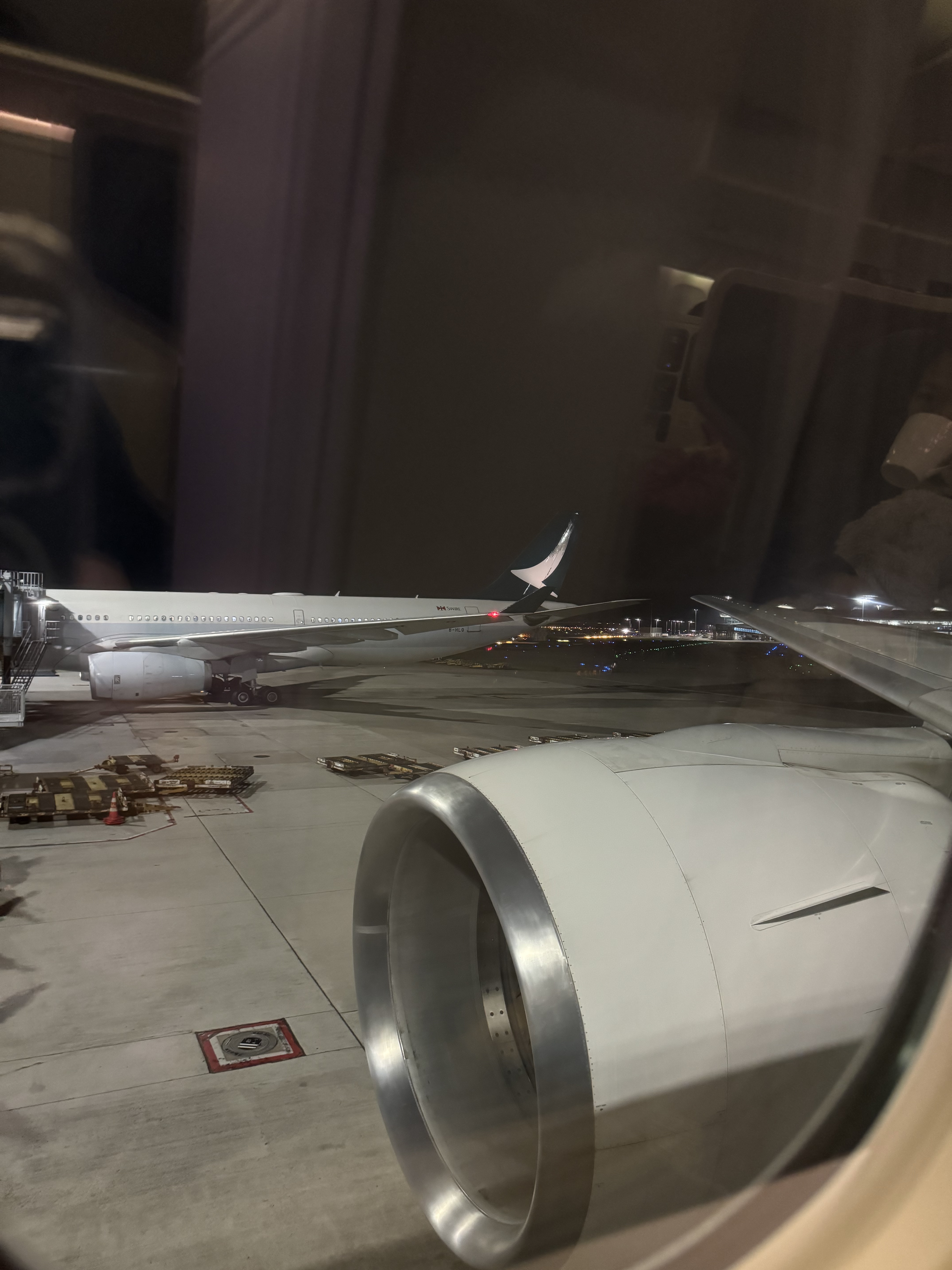Qatar AirwaysQR815 HKG-DOH B77W Business
