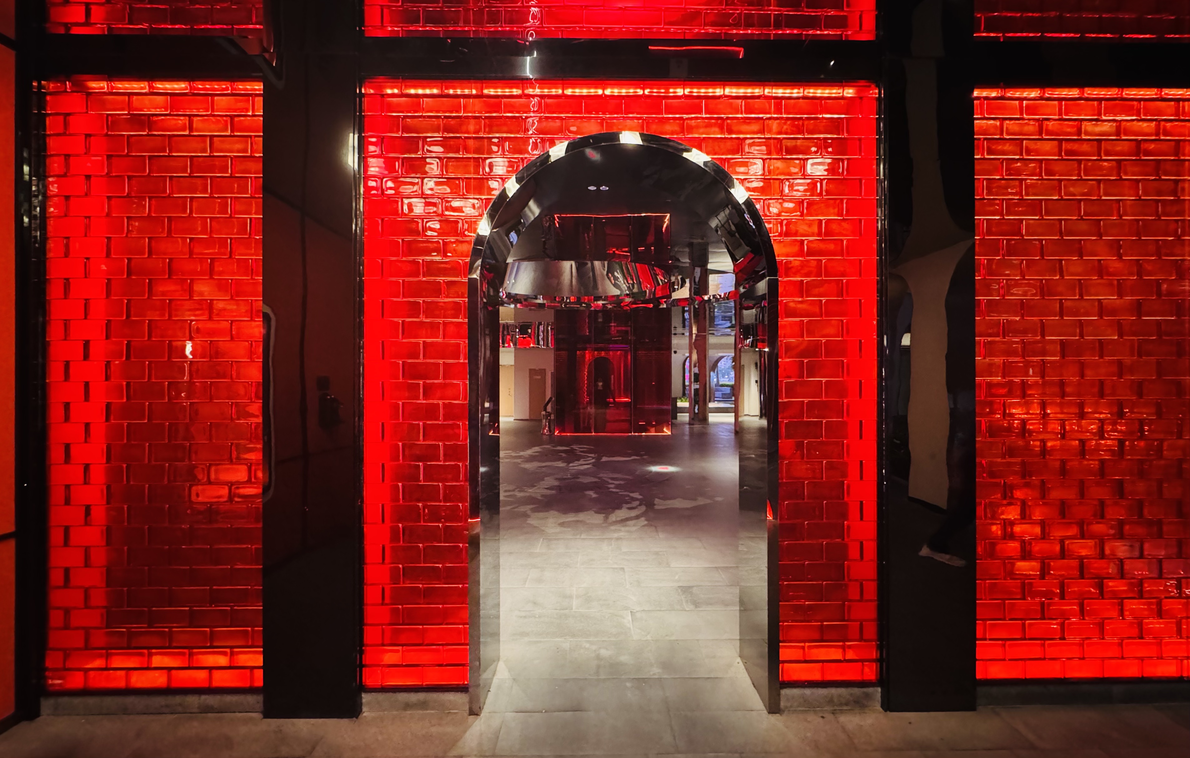 ɳ•ҹ|ݺɳӢϸƵ(Hotel Indigo Guangzhou Haixinsha)8¥