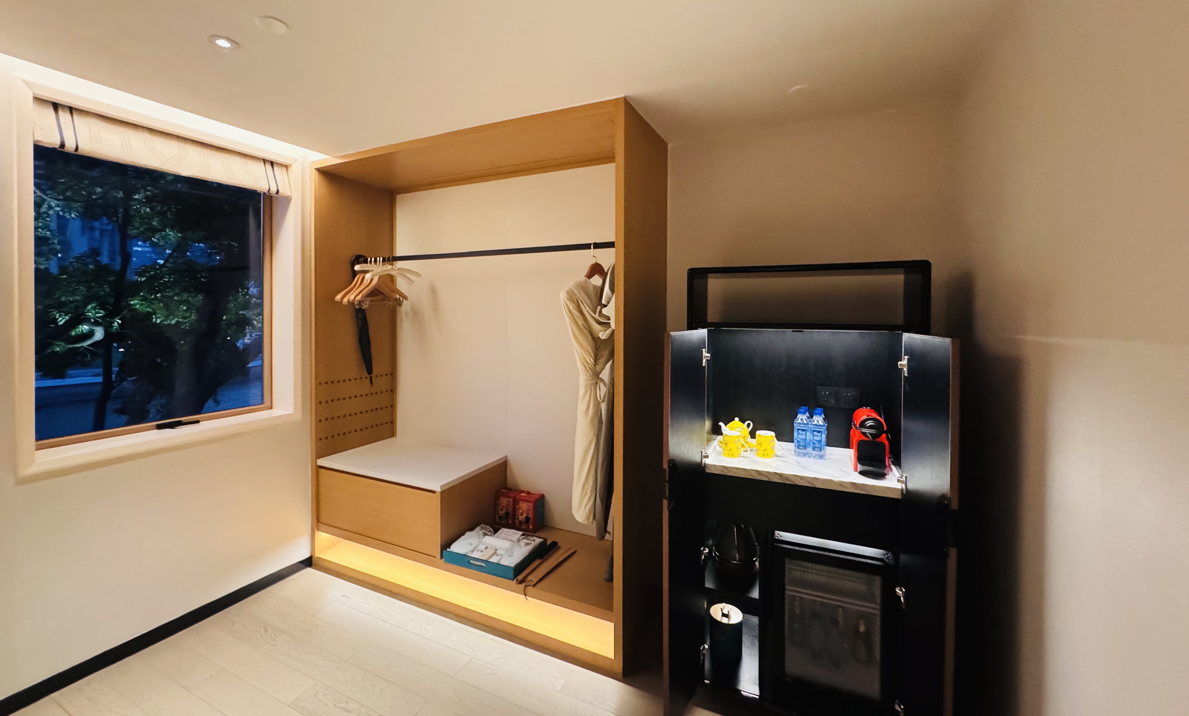 ɳ•ҹ|ݺɳӢϸƵ(Hotel Indigo Guangzhou Haixinsha)8¥