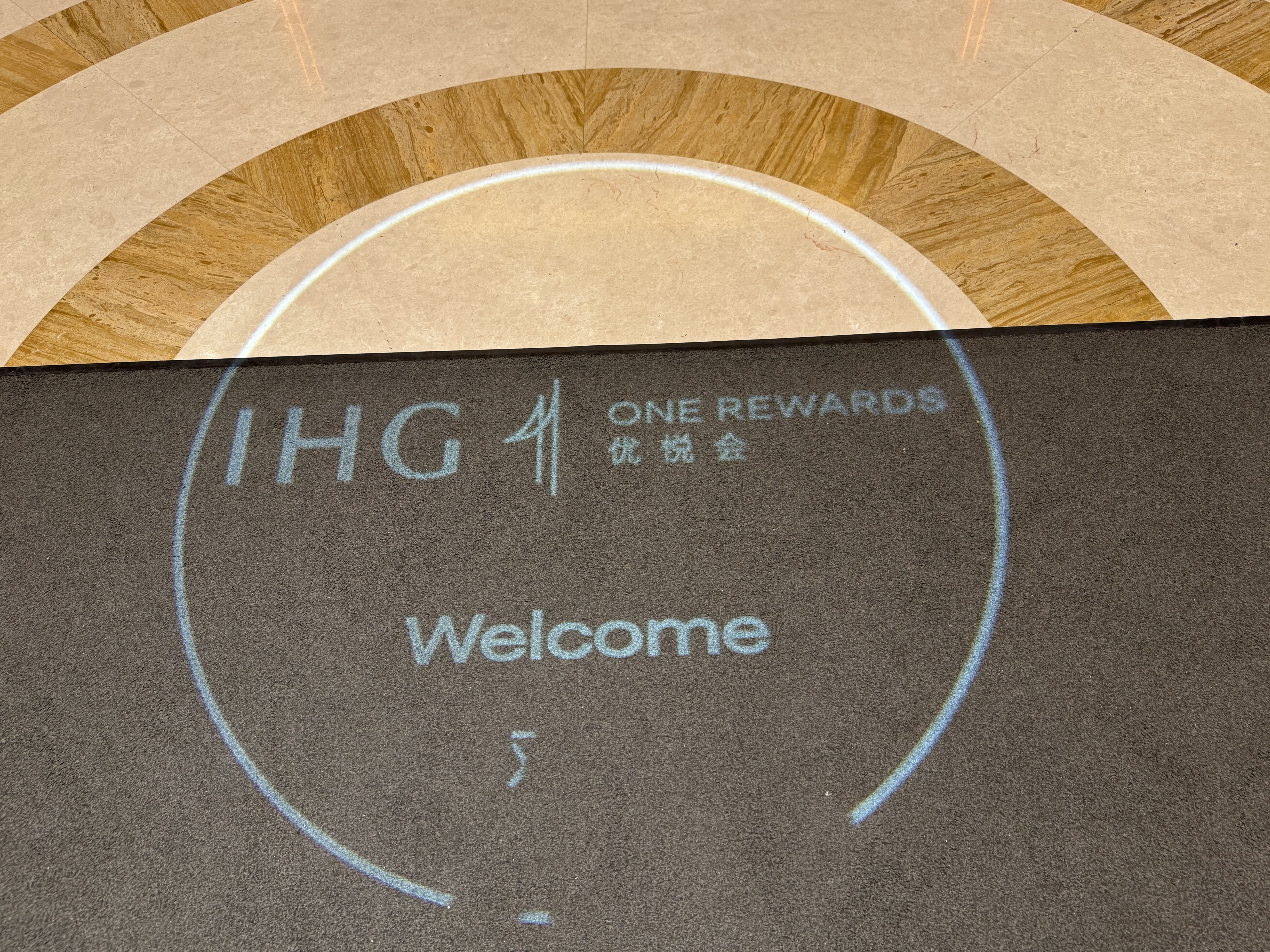 ȫͼס❤️̫վƵ🏨holiday inn  4 Ѫ8k֣ĵ🥳