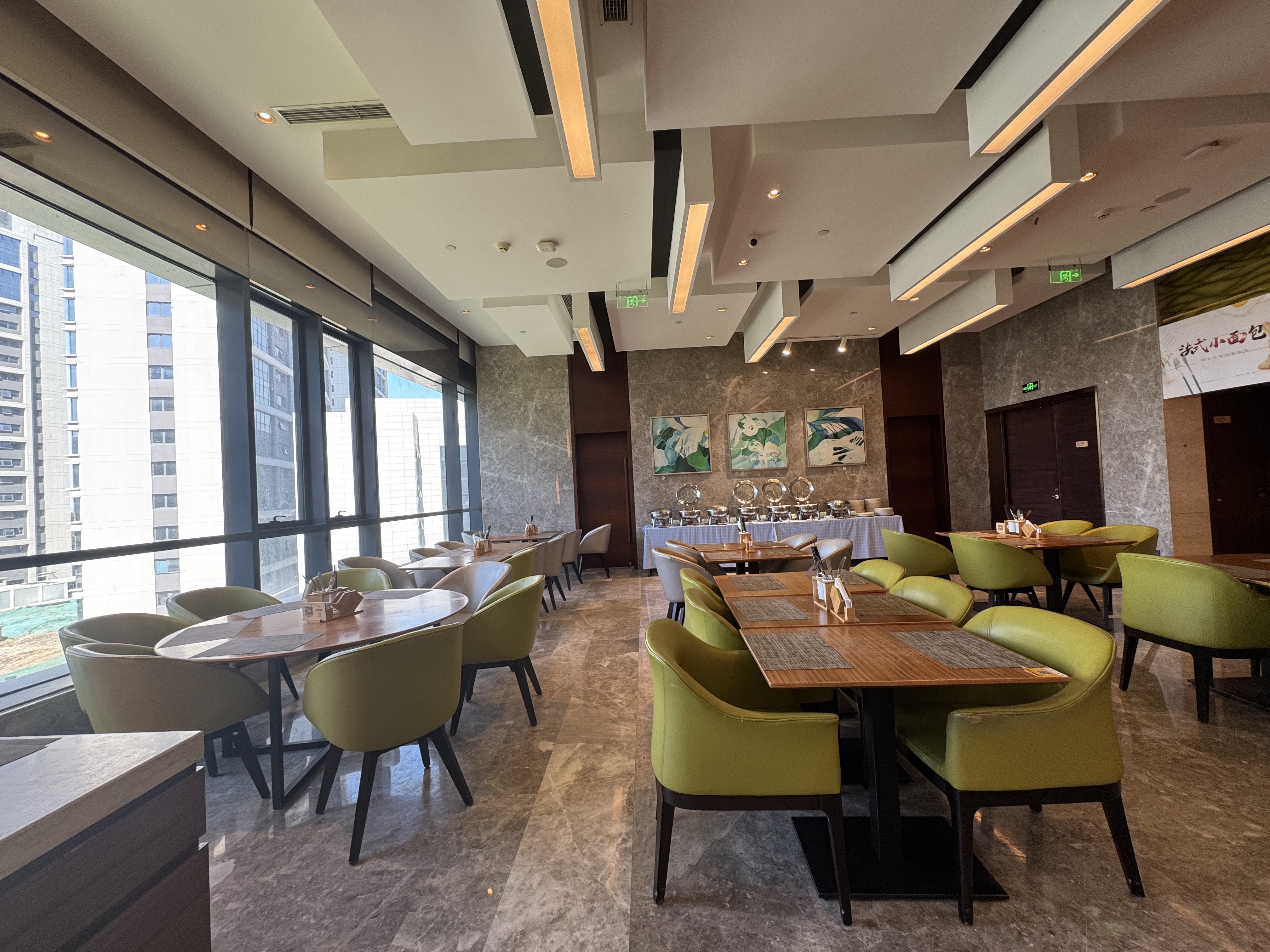 ȫͼס❤️̫վƵ🏨holiday inn  4 Ѫ8k֣ĵ🥳