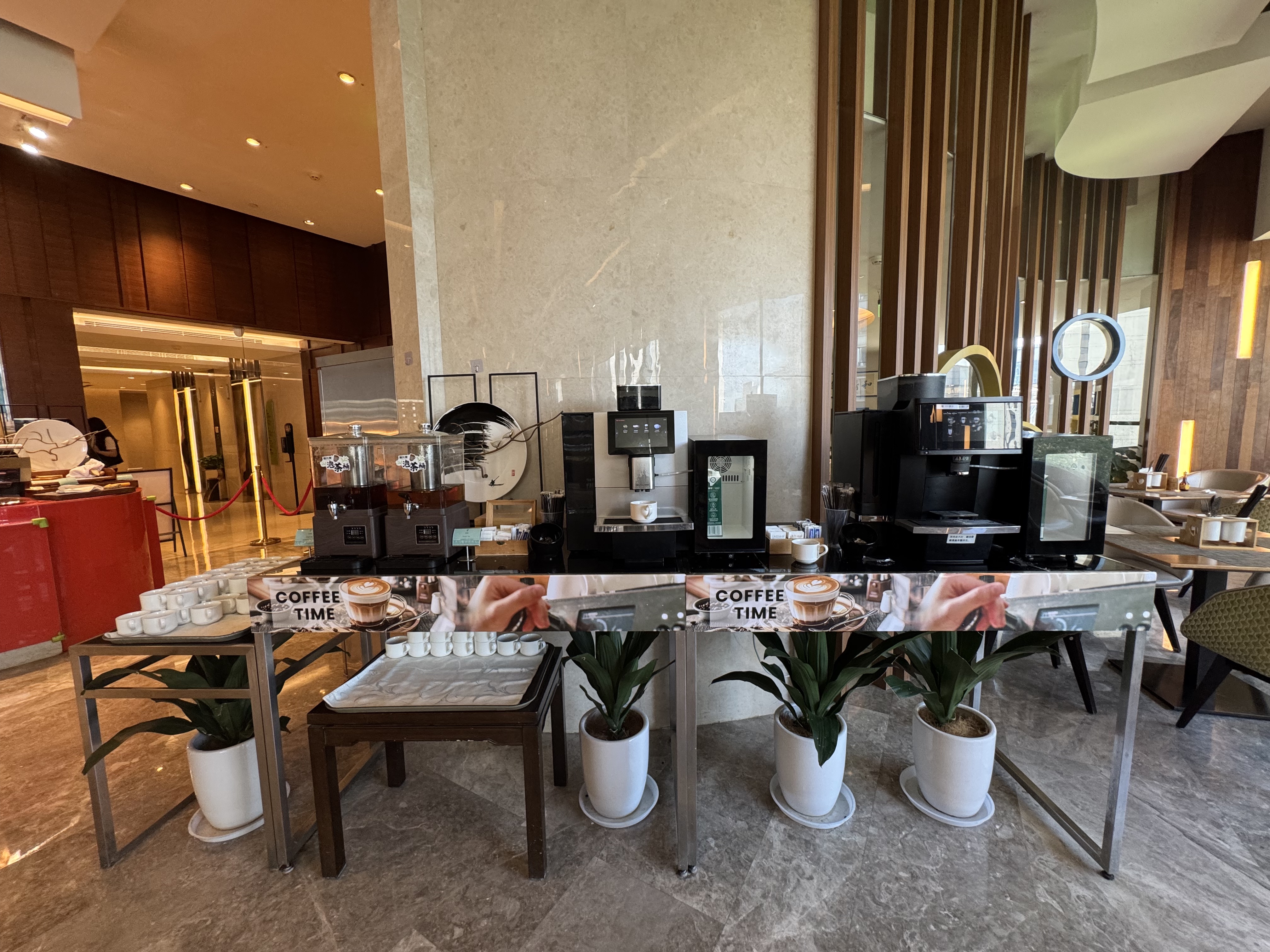 ȫͼס❤️̫վƵ🏨holiday inn  4 Ѫ8k֣ĵ🥳