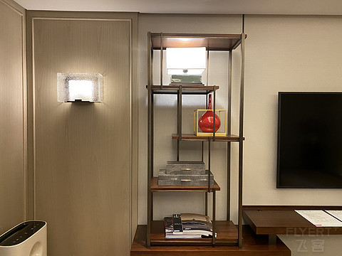 西湖畔，湖滨缘----杭州君悦酒店西湖套房，豪华湖景套及湖滨28分享