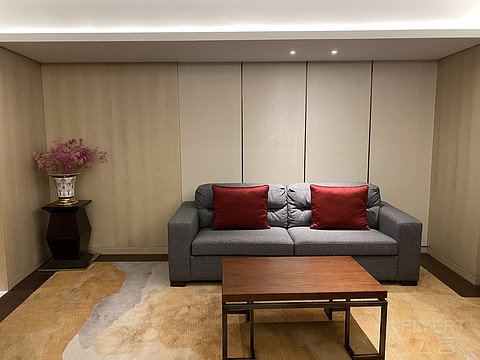 西湖畔，湖滨缘----杭州君悦酒店西湖套房，豪华湖景套及湖滨28分享