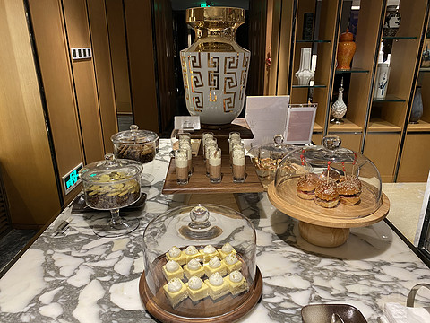西湖畔，湖滨缘----杭州君悦酒店西湖套房，豪华湖景套及湖滨28分享