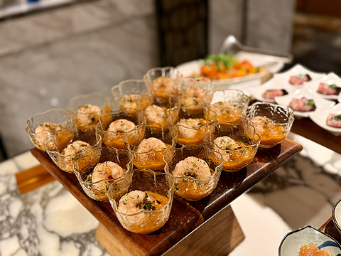 西湖畔，湖滨缘----杭州君悦酒店西湖套房，豪华湖景套及湖滨28分享