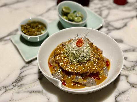 西湖畔，湖滨缘----杭州君悦酒店西湖套房，豪华湖景套及湖滨28分享
