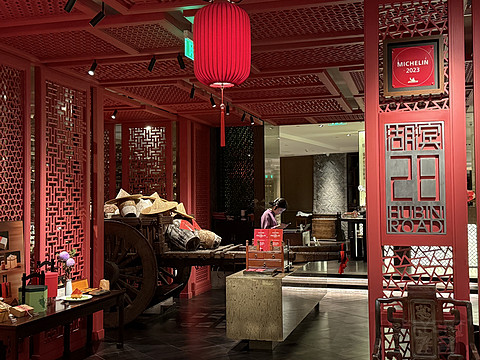 西湖畔，湖滨缘----杭州君悦酒店西湖套房，豪华湖景套及湖滨28分享