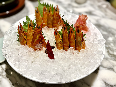 西湖畔，湖滨缘----杭州君悦酒店西湖套房，豪华湖景套及湖滨28分享