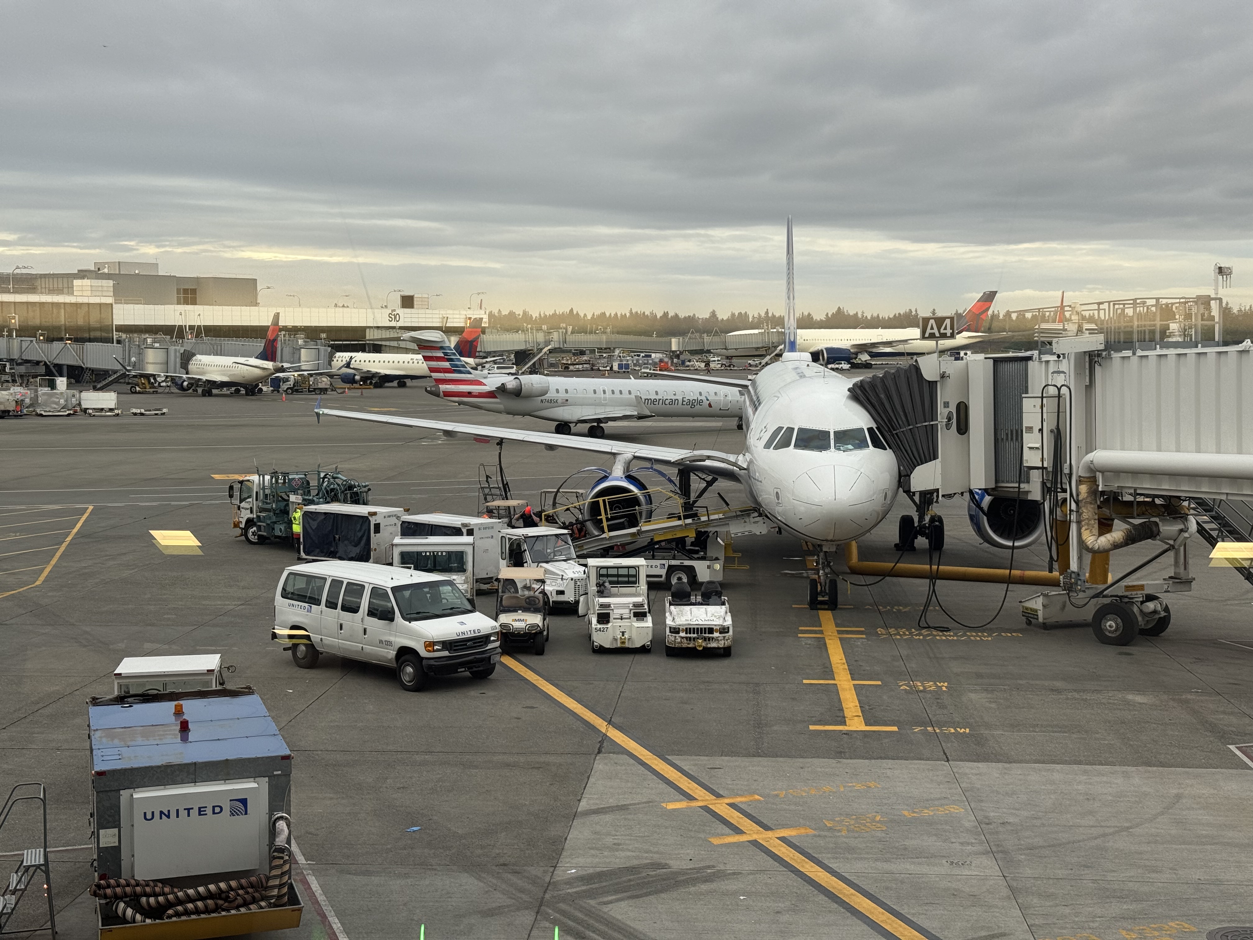 ȫտThe Room SFO-NRT NH7