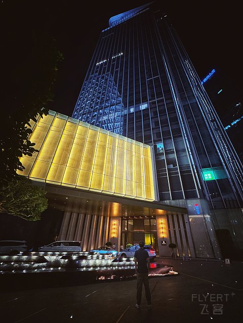 《169A》 深圳·前海瑞吉 】 临城而观珠江口 翼飞横闻中西情 /2025.06/@LYQ #很赞体验记录