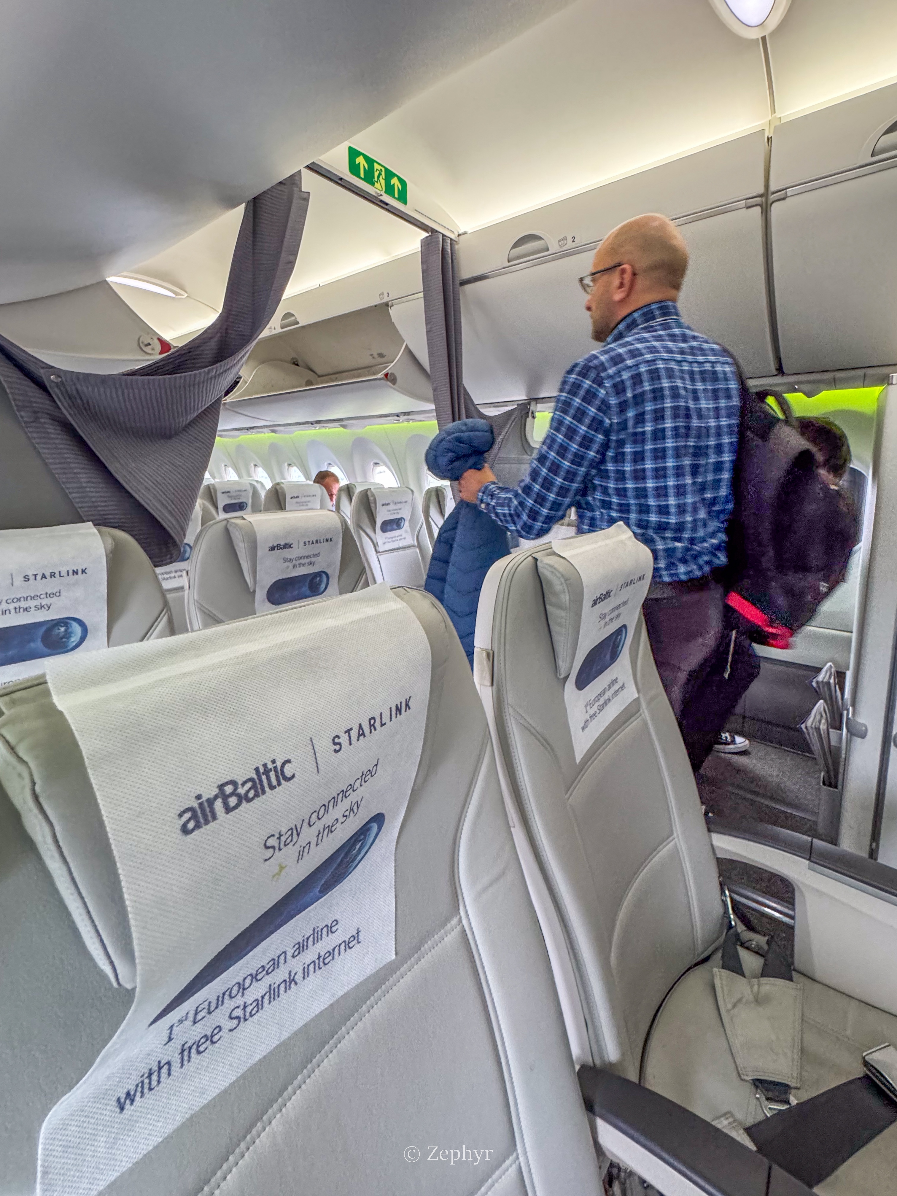 ŷǿairBaltic޵ĺA220񾭼ö//άŦ˹μ
