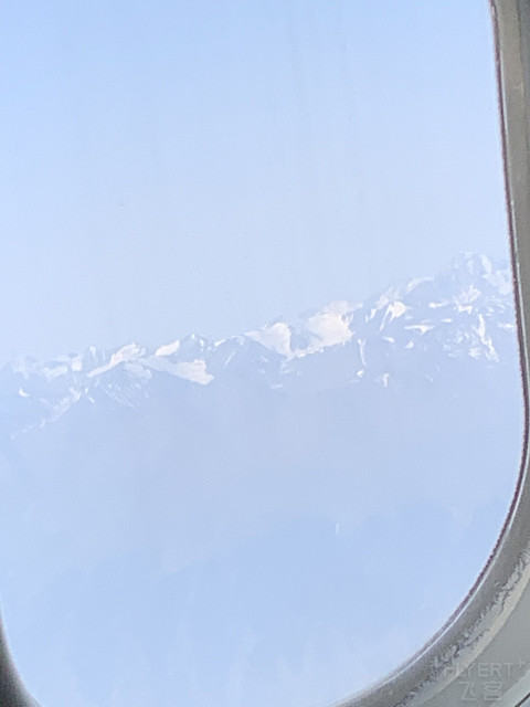 每一次飞行，都是一场未知旅行的开始。CA4201 成都双流-乌鲁木齐天山的飞行体验报告