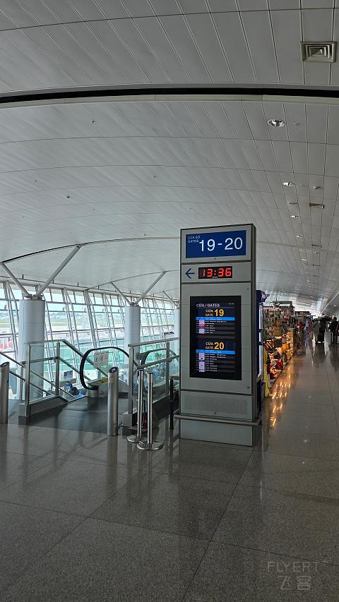 打卡第五航权 | QR970 胡志明–金边 卡塔尔航空经济舱体验报告