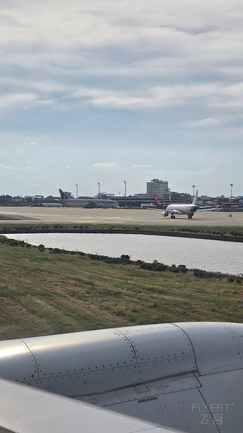 打卡第五航权 | QR970 胡志明–金边 卡塔尔航空经济舱体验报告