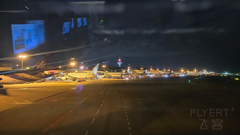 081221cCiKf9RxfosktoYf.jpg