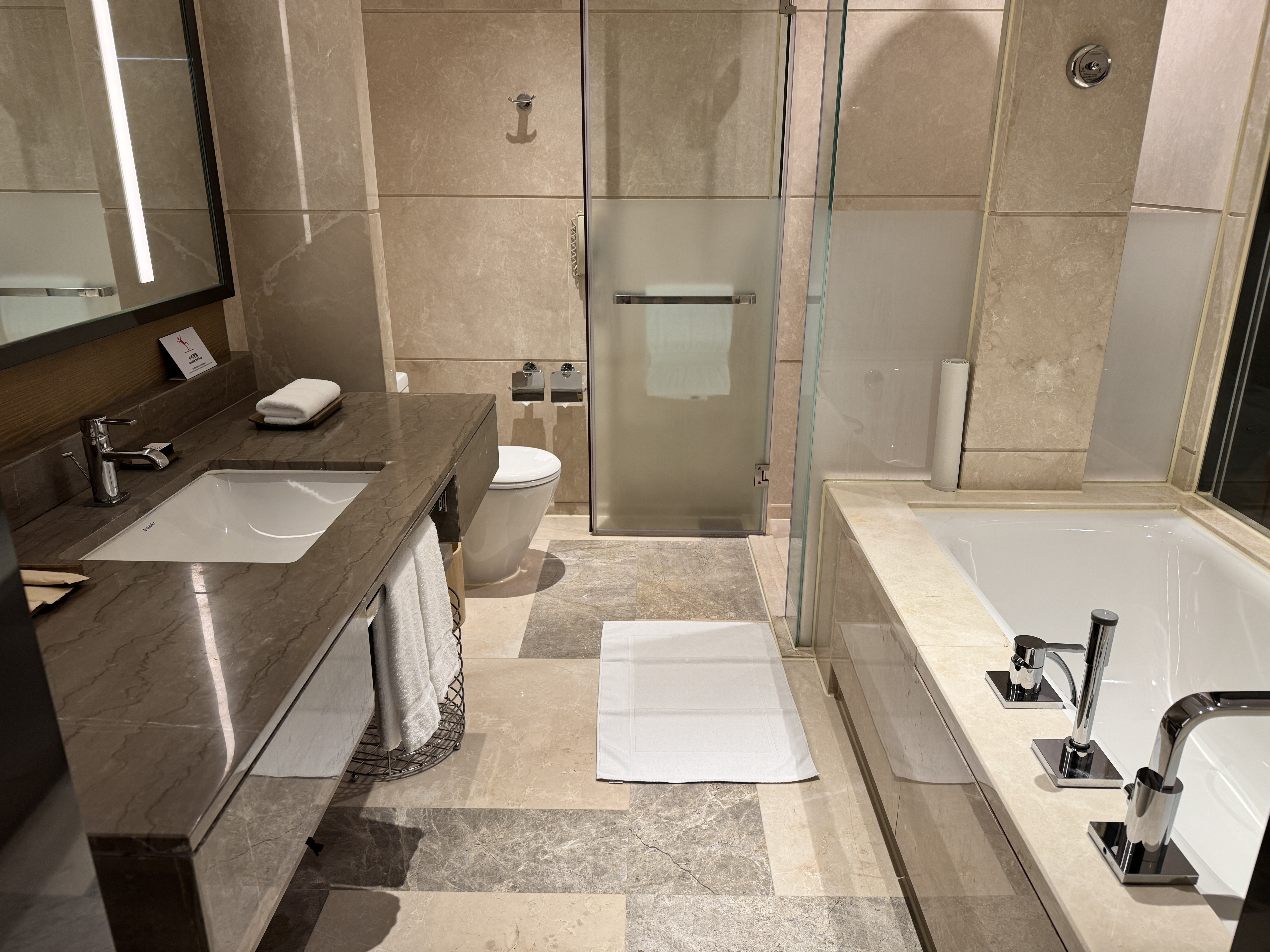 ԸΪʳ ֮ ϲǾƵ / SHERATON GUANGZHOU HOTEL