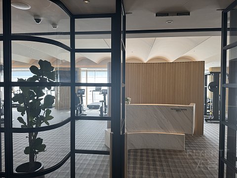 《169A》 深圳·前海瑞吉 】 临城而观珠江口 翼飞横闻中西情 /2025.06/@LYQ #很赞体验记录