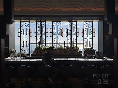 《169A》 深圳·前海瑞吉 】 临城而观珠江口 翼飞横闻中西情 /2025.06/@LYQ #很赞体验记录