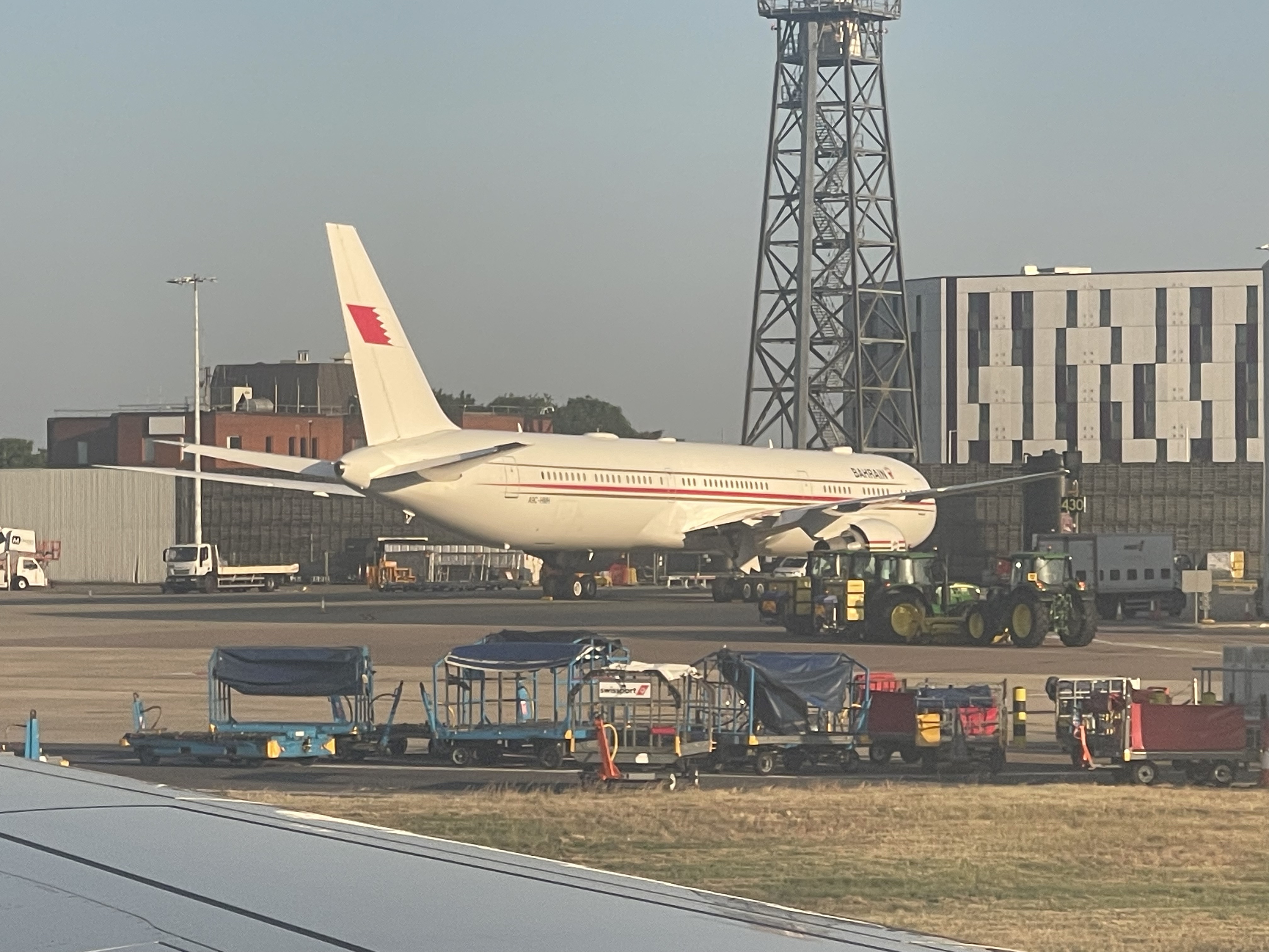 ɳĮ֮꣬ȵϰǿôºA380׶--¼Repo