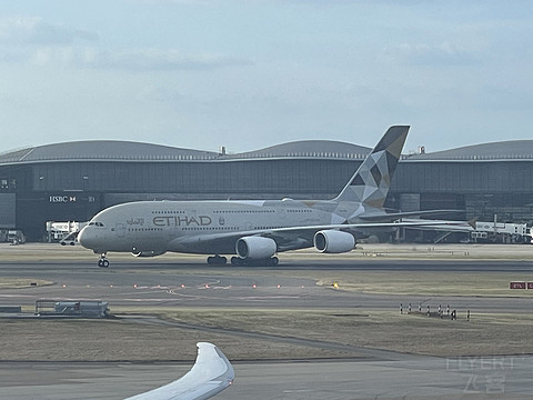 沙漠之钻，比迪拜土豪强么？阿提哈德航空A380伦敦-阿布扎比-新加坡Repo