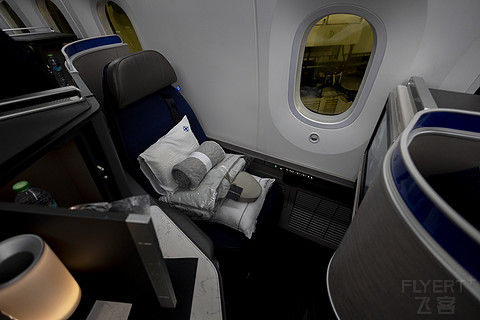 「餐饮升级，睡眠保障」—— 美国联合航空 B789 旧金山—首尔仁川 北极星公务舱体验
