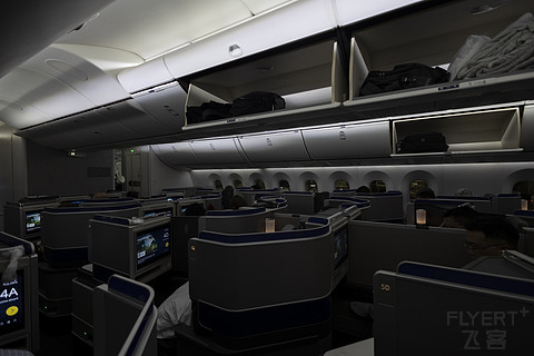 「餐饮升级，睡眠保障」—— 美国联合航空 B789 旧金山—首尔仁川 北极星公务舱体验