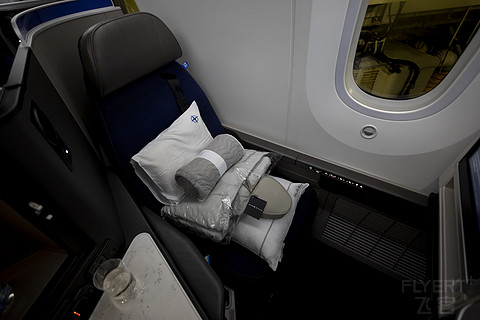 「餐饮升级，睡眠保障」—— 美国联合航空 B789 旧金山—首尔仁川 北极星公务舱体验