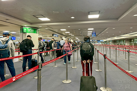 「餐饮升级，睡眠保障」—— 美国联合航空 B789 旧金山—首尔仁川 北极星公务舱体验