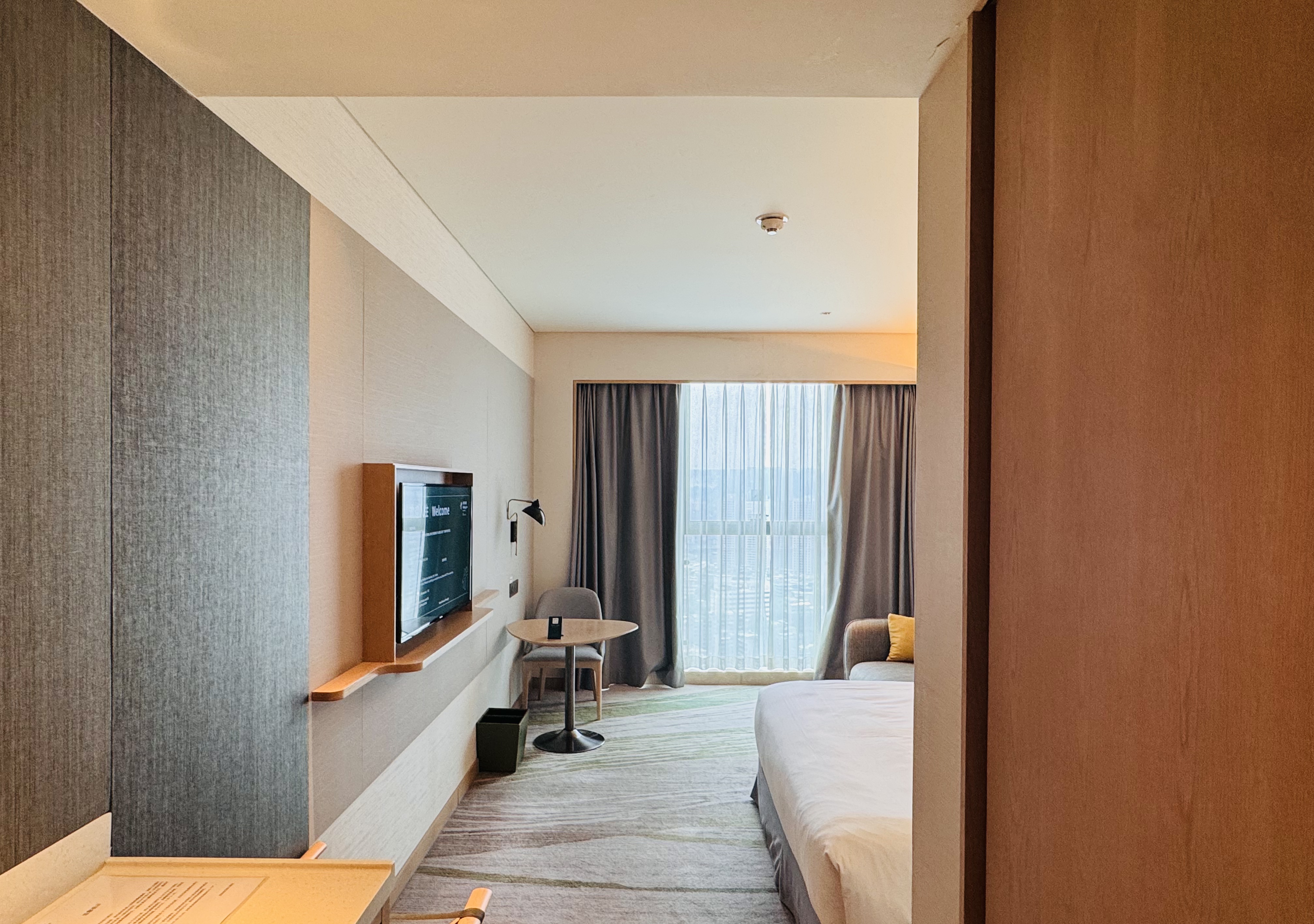 •Ƽ|վƵ(Holiday Inn Guiyang City Center)ס