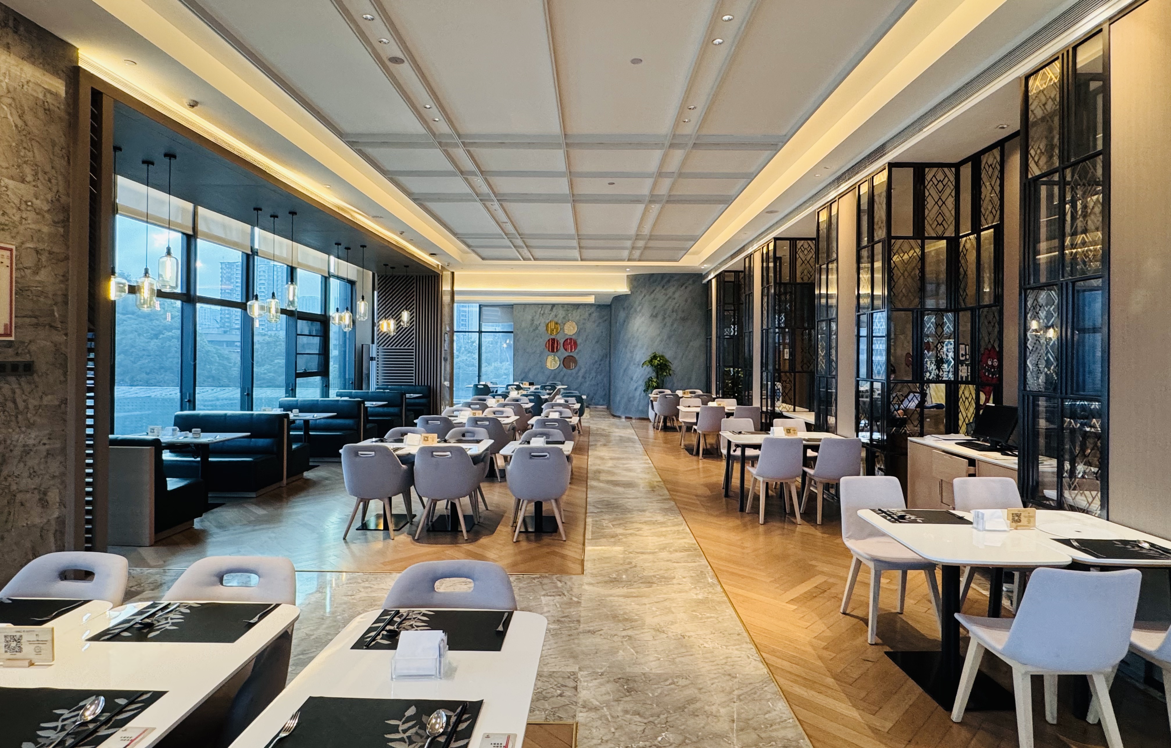•Ƽ|վƵ(Holiday Inn Guiyang City Center)ס