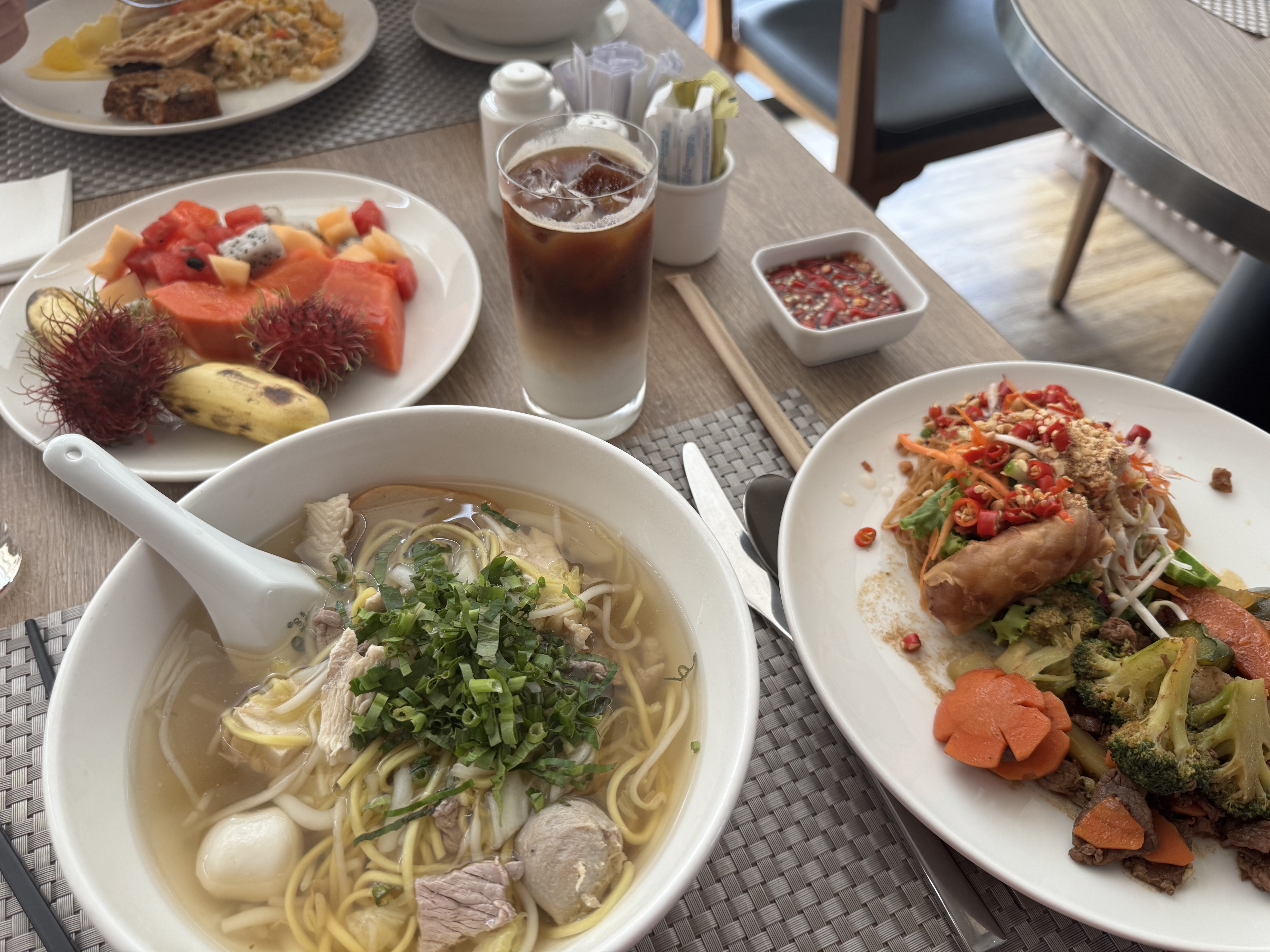 Courtyard Phnom Penh   ѵĳУ׼