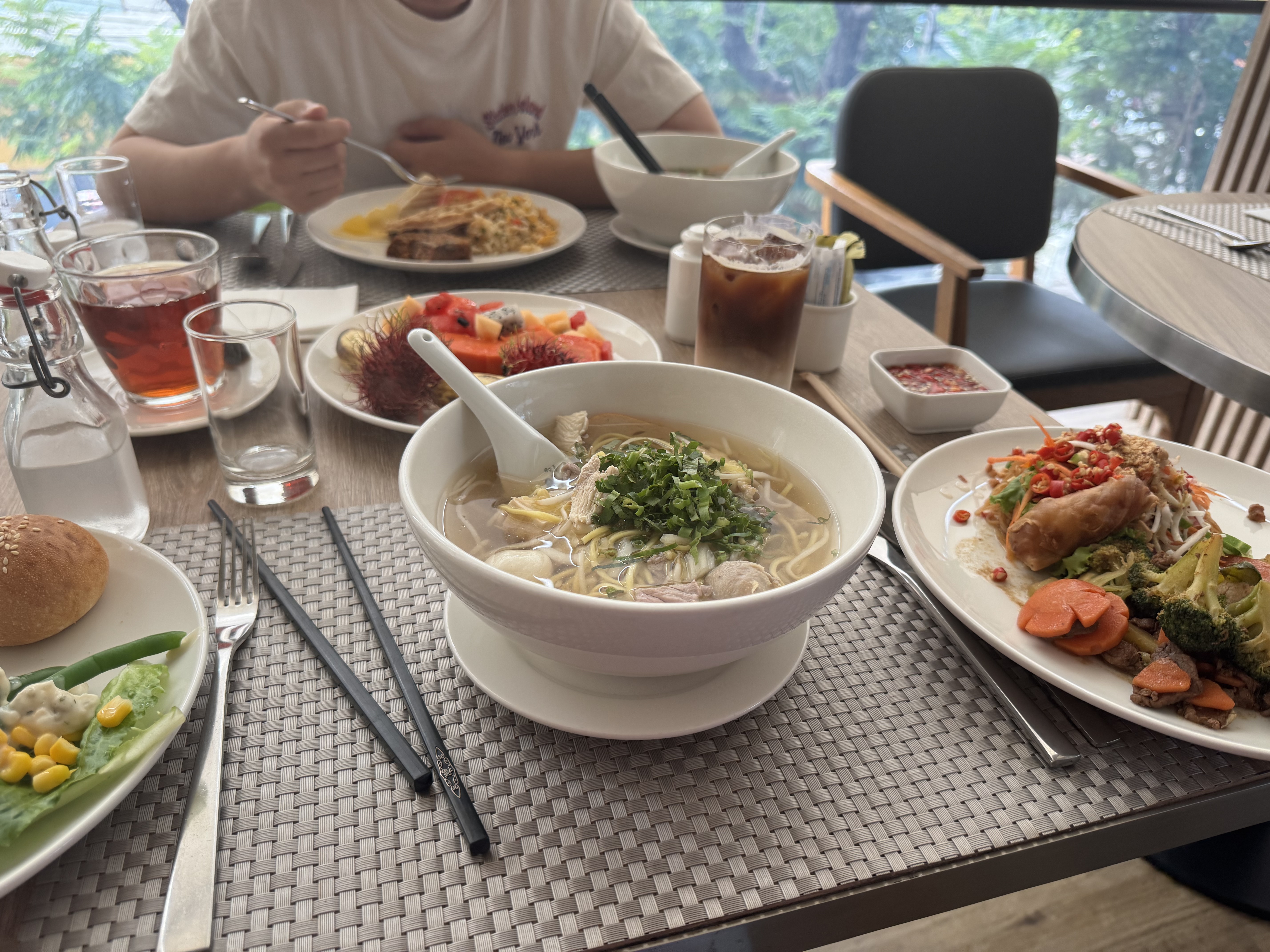 Courtyard Phnom Penh   ѵĳУ׼