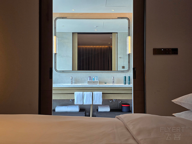005311f7PvJwDw6ow2eoF9.jpg