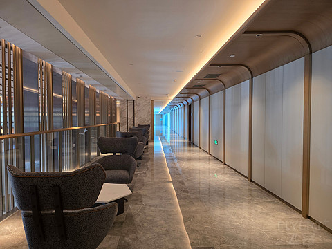 灿耀青浦，加码虹桥｜新店上海大虹桥希尔顿酒店双床房分享