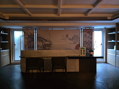 灿耀青浦，加码虹桥｜新店上海大虹桥希尔顿酒店双床房分享