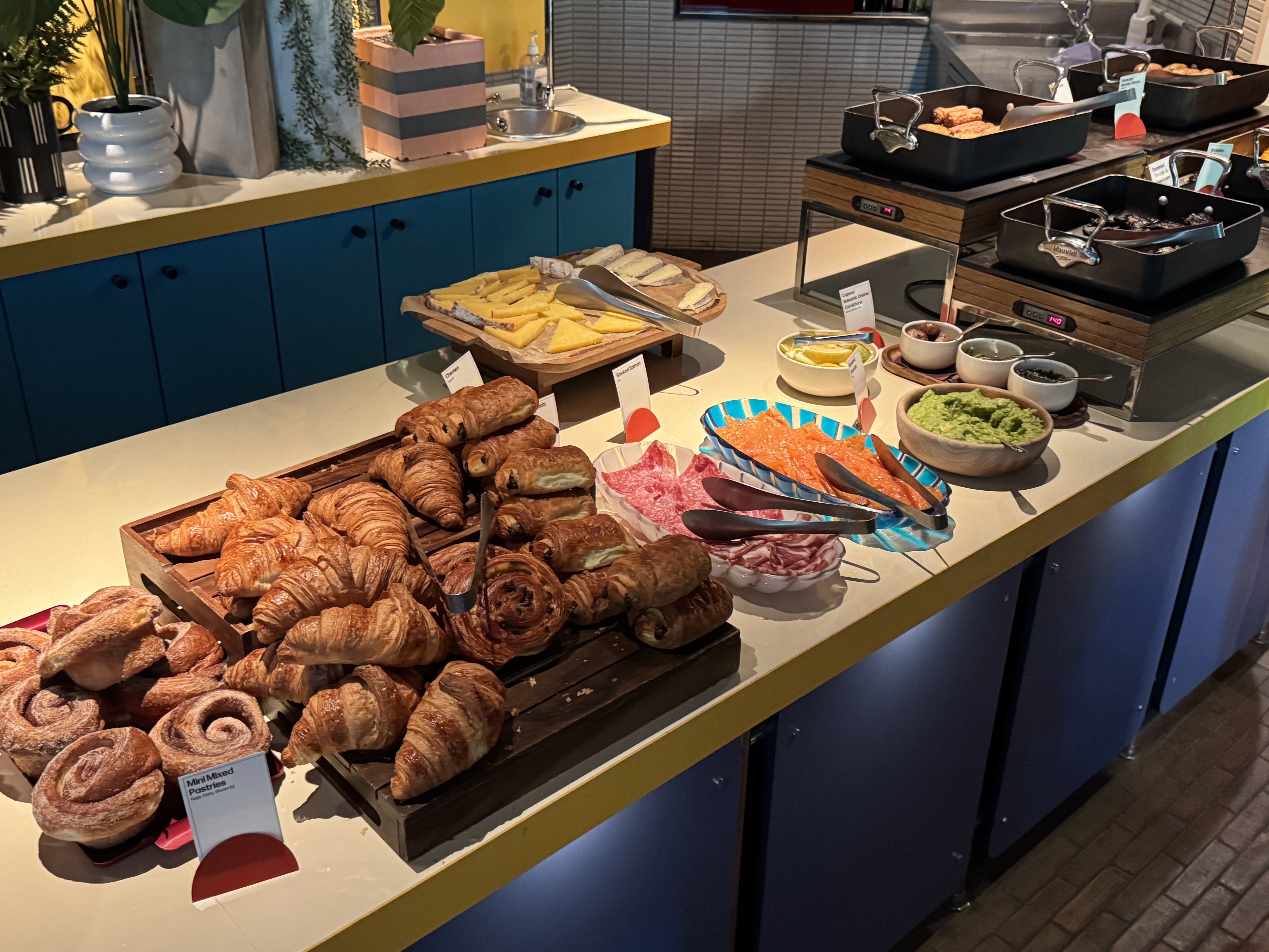 ׷׶ر׼Ƶ The Standard, London  󴲿