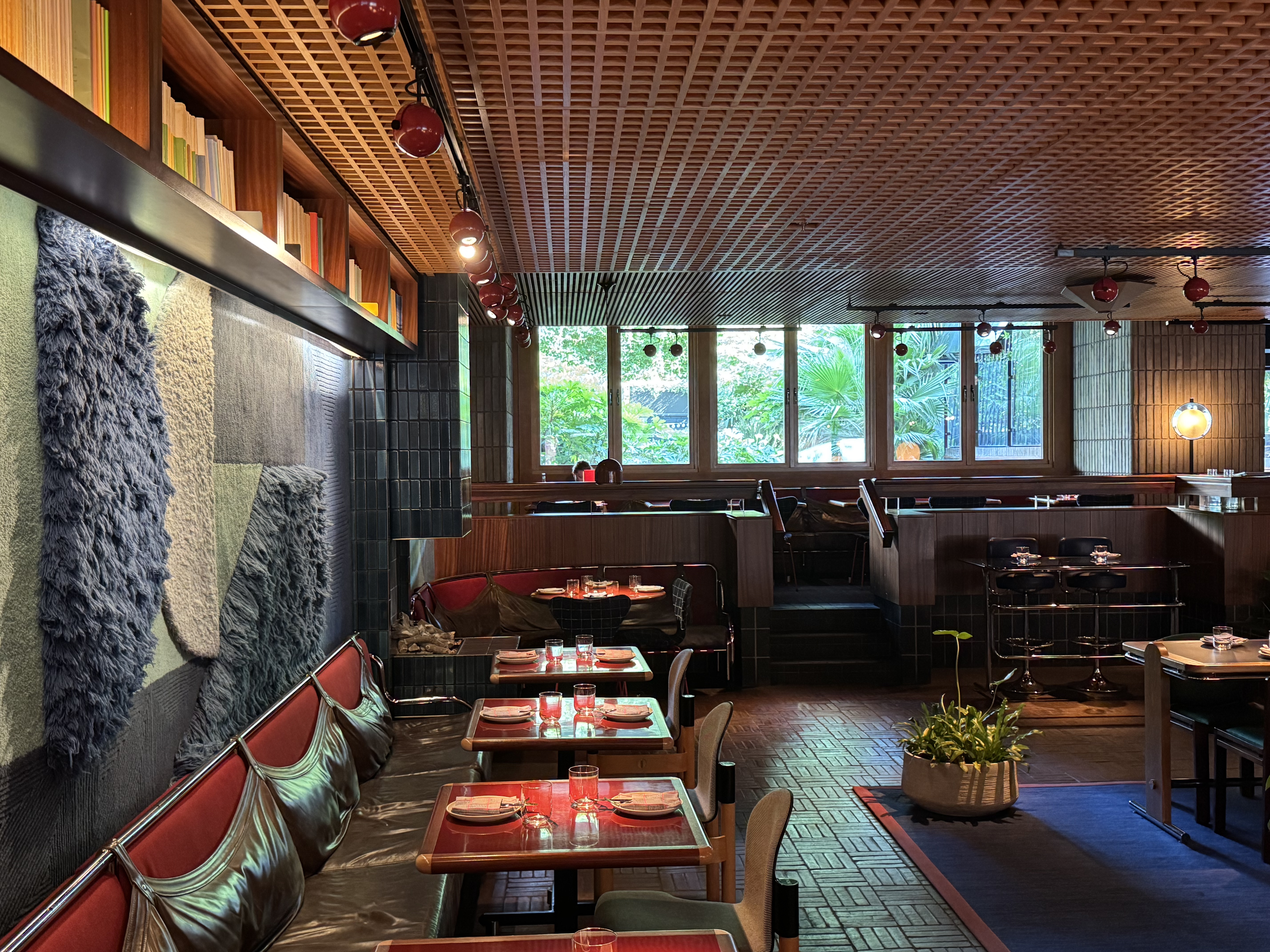 ׷׶ر׼Ƶ The Standard, London  󴲿