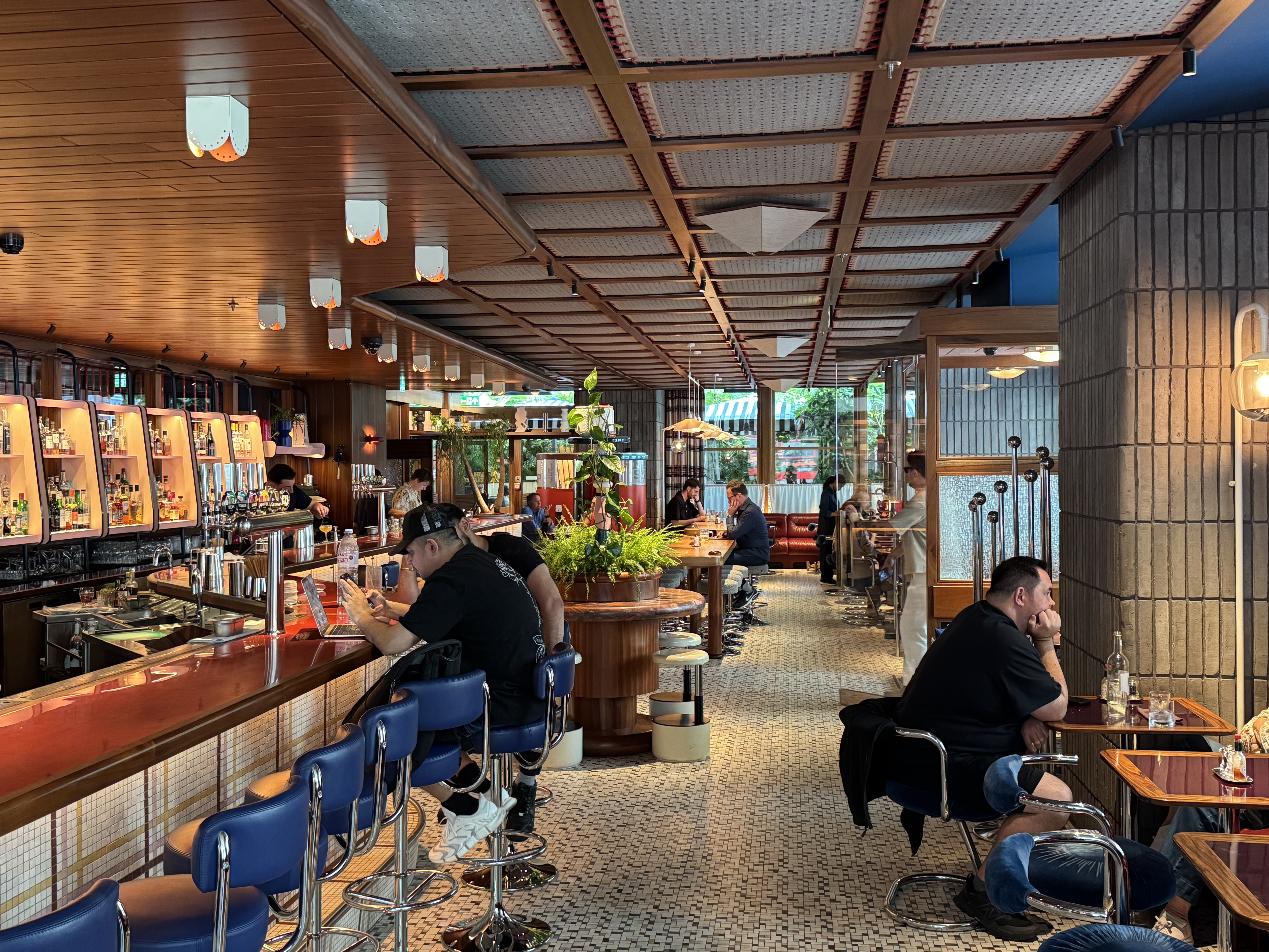 ׷׶ر׼Ƶ The Standard, London  󴲿