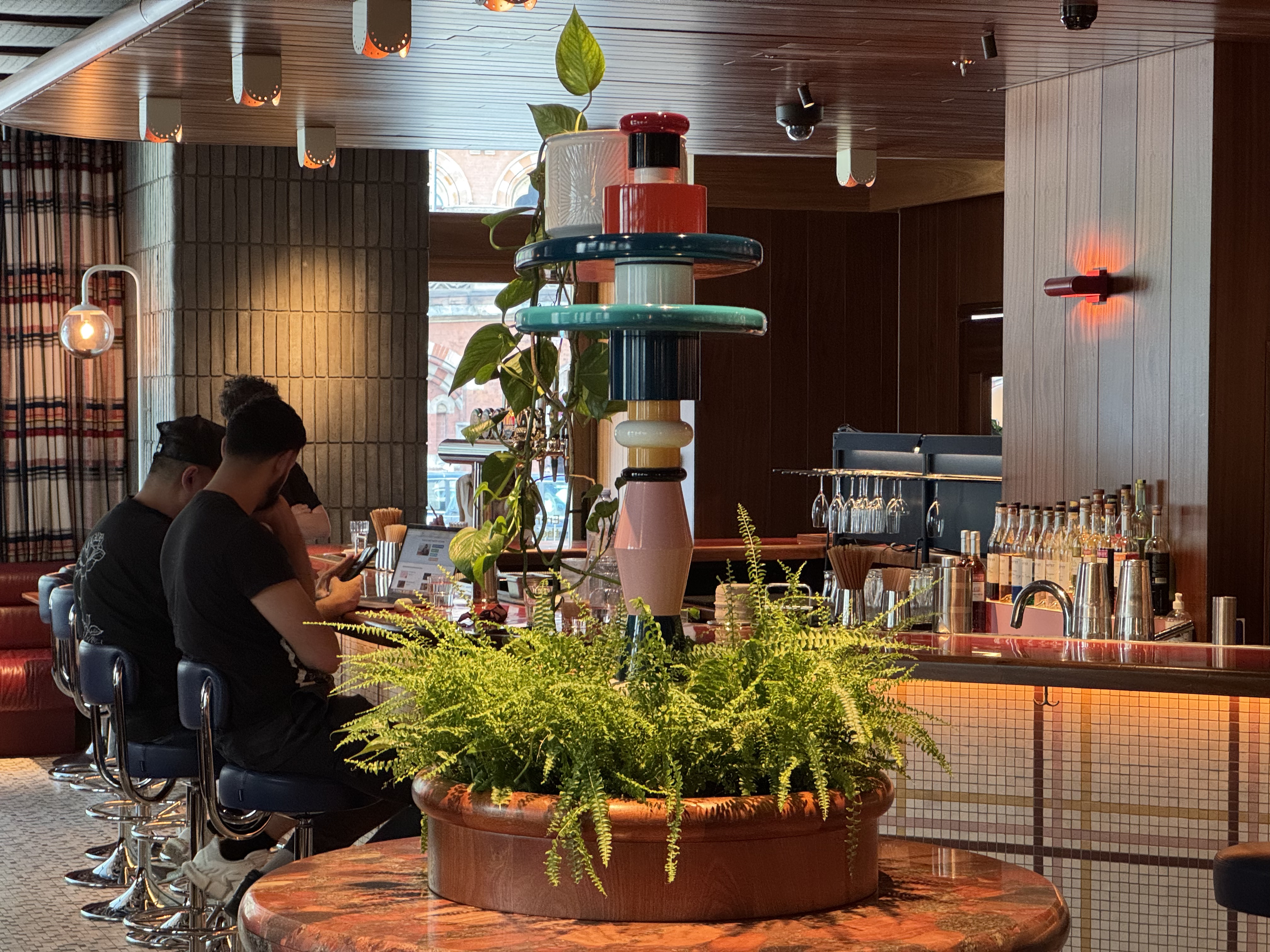 ׷׶ر׼Ƶ The Standard, London  󴲿