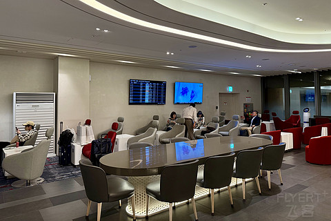 「短线从简，全凭运气」—— 日本航空 B789 首尔金浦—东京羽田 公务舱体验